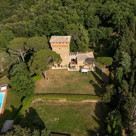 Torre Di 10&2, Emma Vila