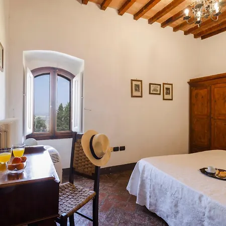 Torre Di 10&2, Emma Villa Paciano