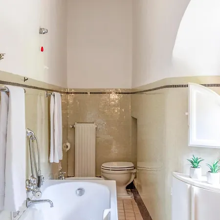 Torre Di 10&2, Emma * Paciano