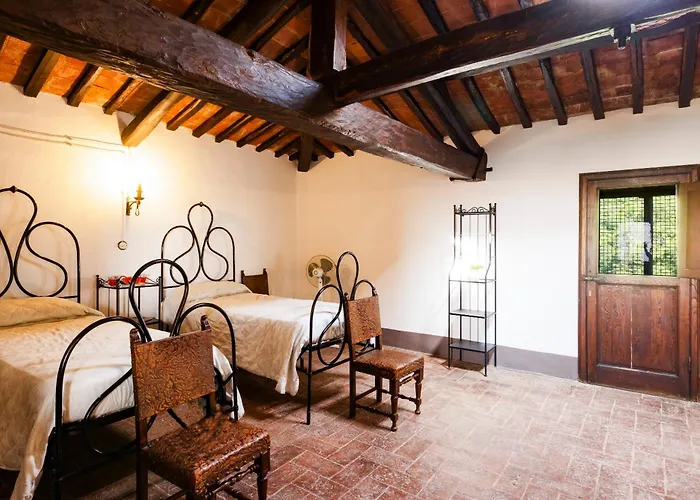 Torre Di 10&2, Emma Paciano