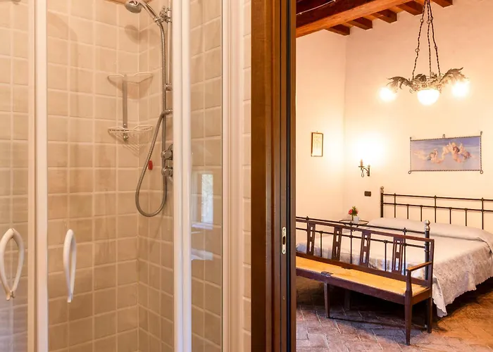 Torre Di 10&2, Emma Paciano